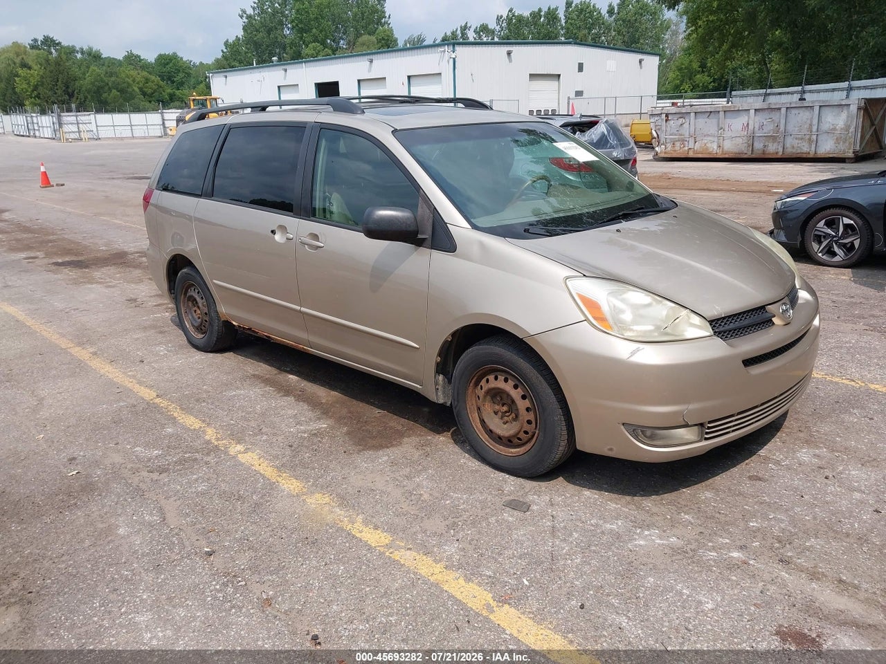 5TDZA22C95S****** · 2005 TOYOTA SIENNA XLE