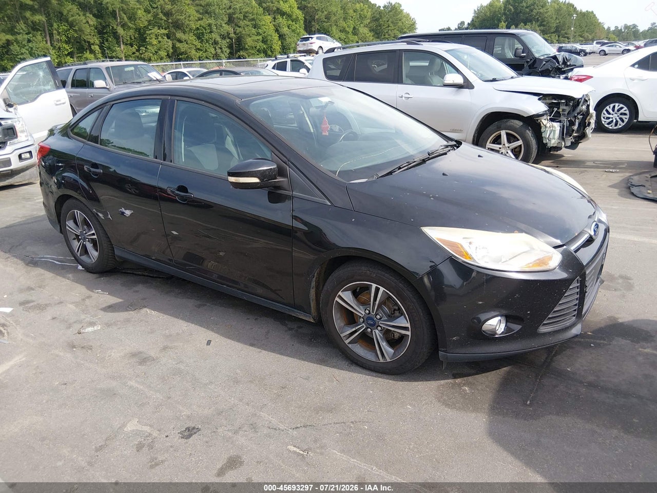 1FADP3F22EL****** · 2014 FORD FOCUS SE
