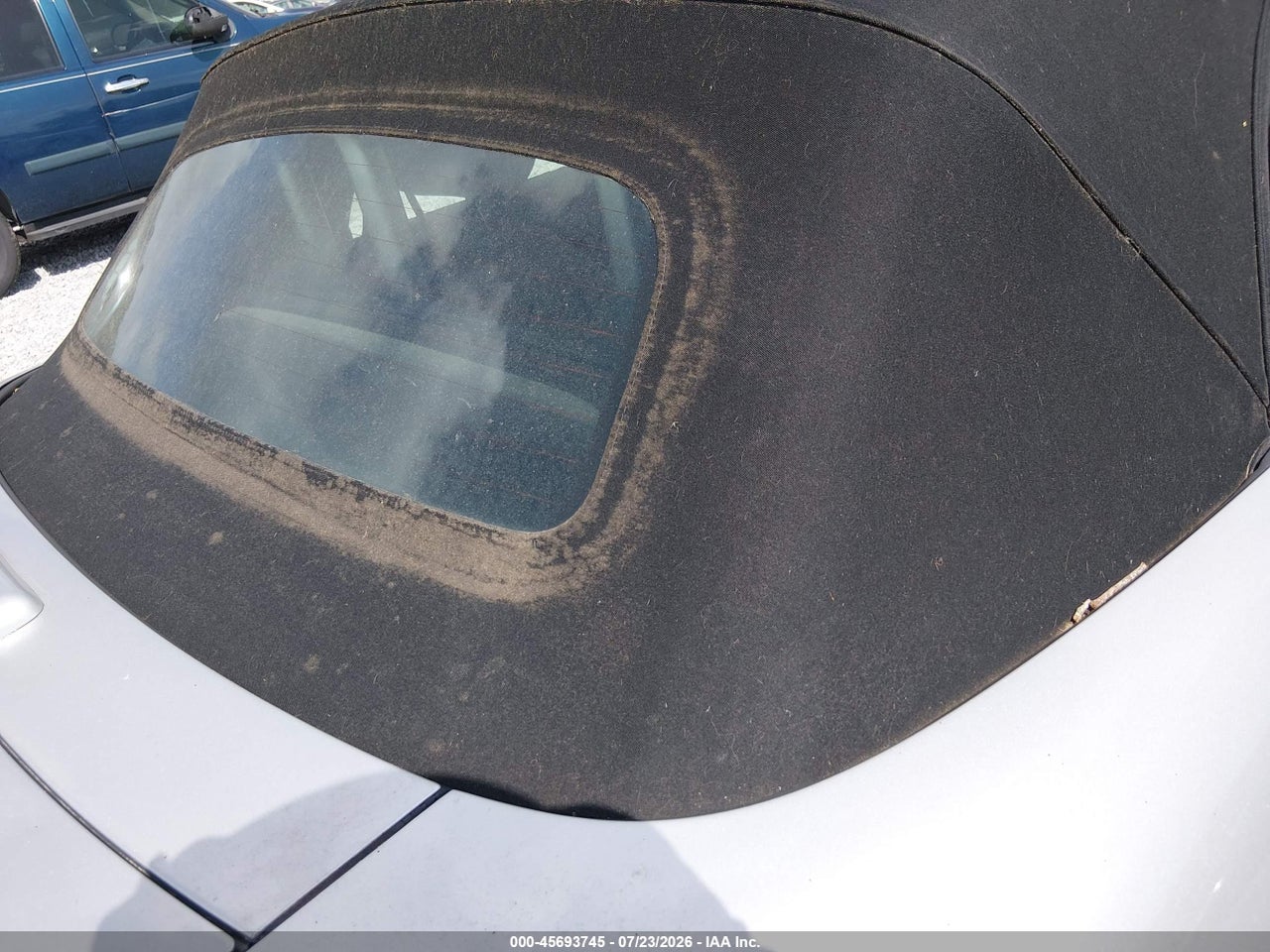TRUUT28N611****** · 2001 AUDI TT   · 8/11