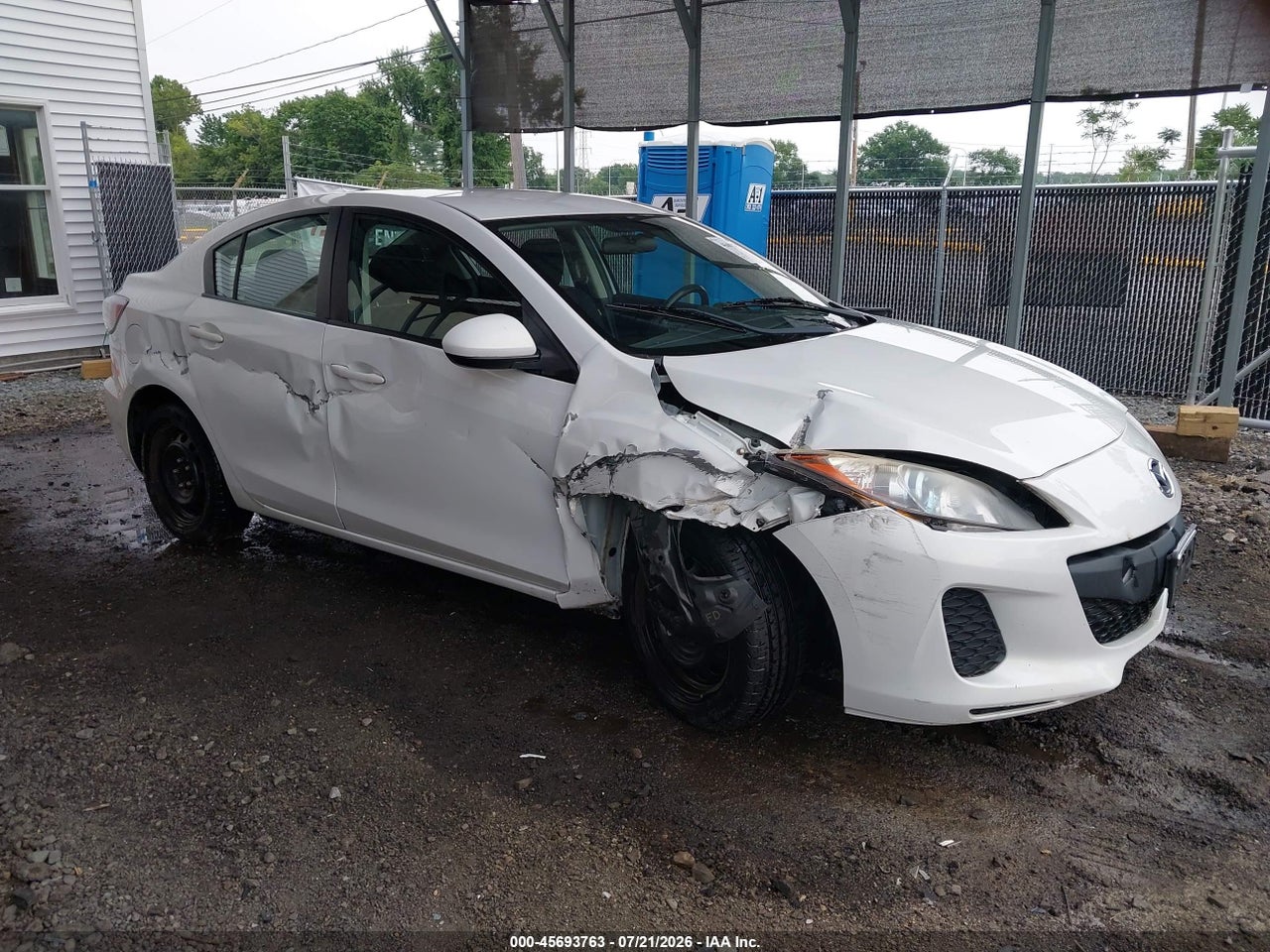 JM1BL1UP5D1****** · 2013 MAZDA MAZDA3 I SPORT