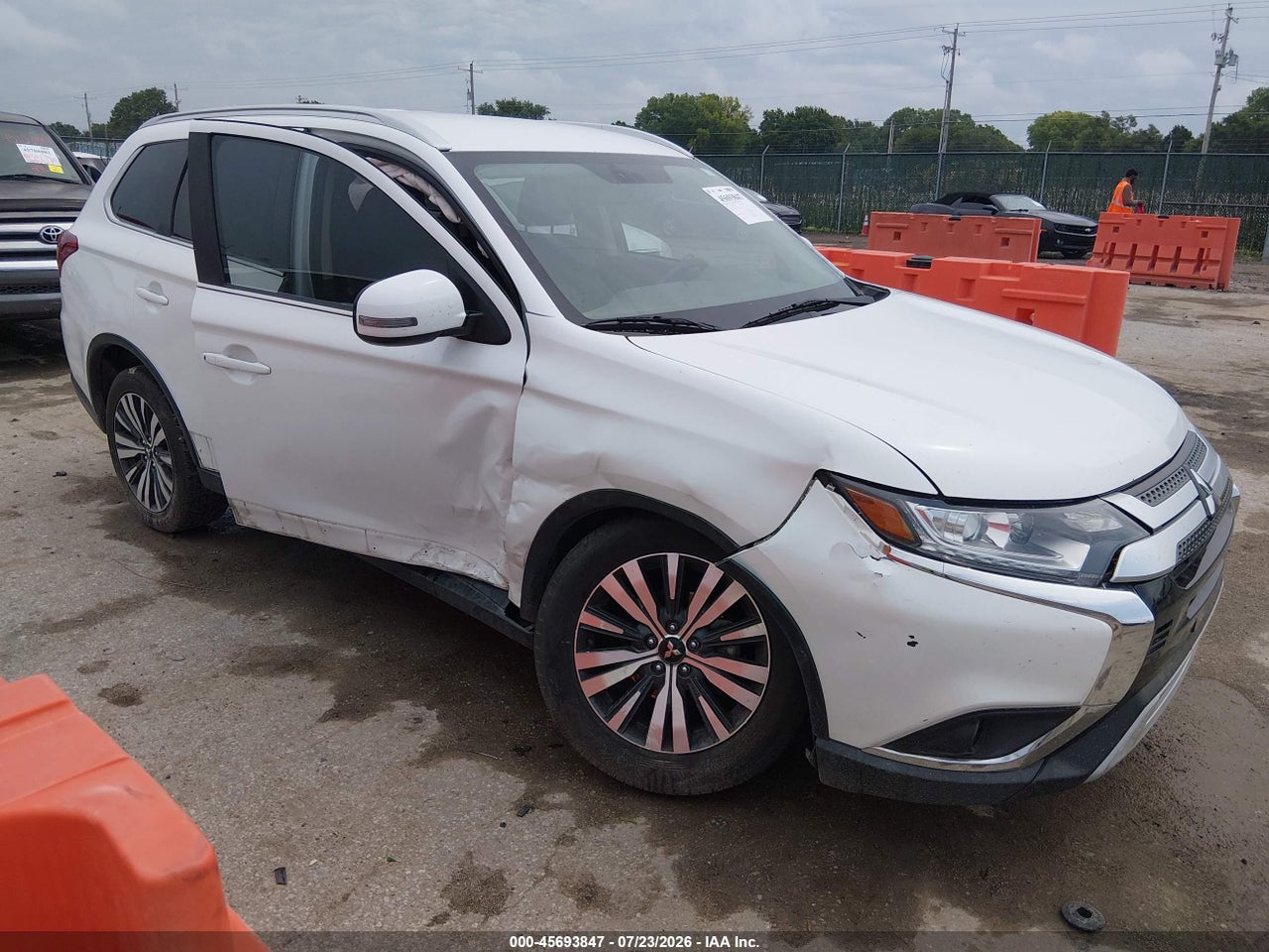 JA4AD3A38KZ****** · 2019 MITSUBISHI OUTLANDER SEL