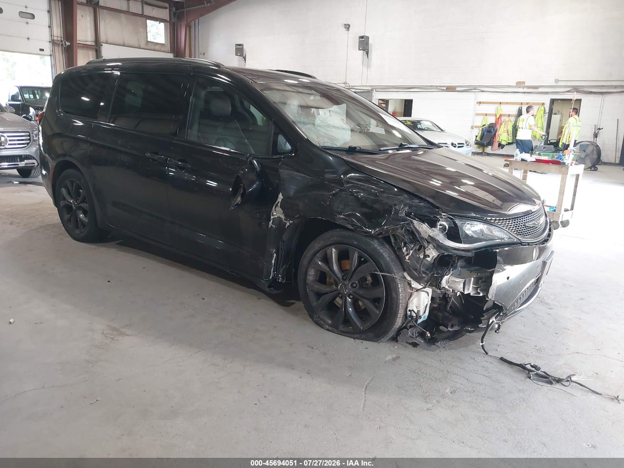 2C4RC1GG4LR****** · 2020 CHRYSLER PACIFICA LIMITED