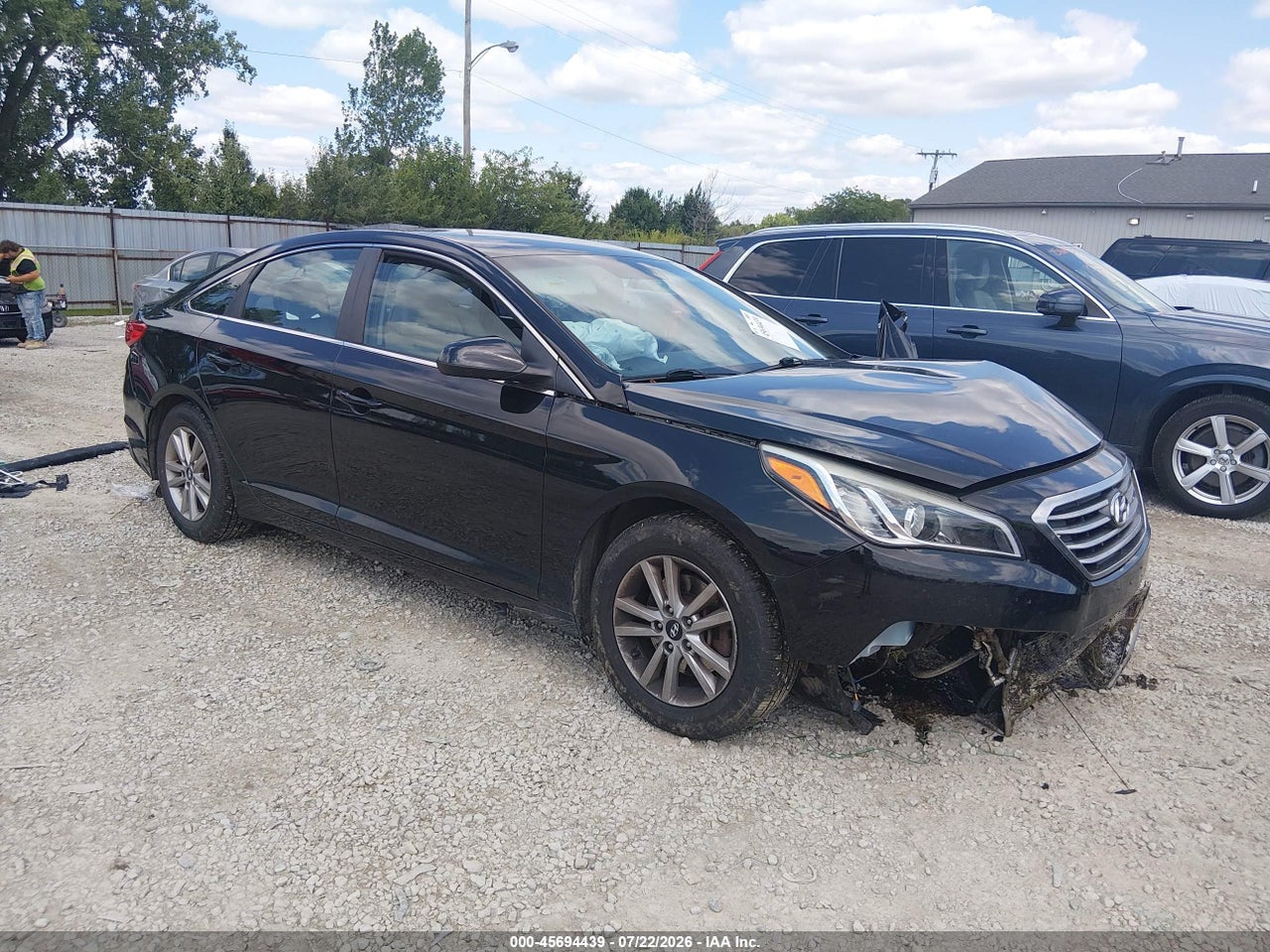 5NPE24AFXFH****** · 2015 HYUNDAI SONATA SE