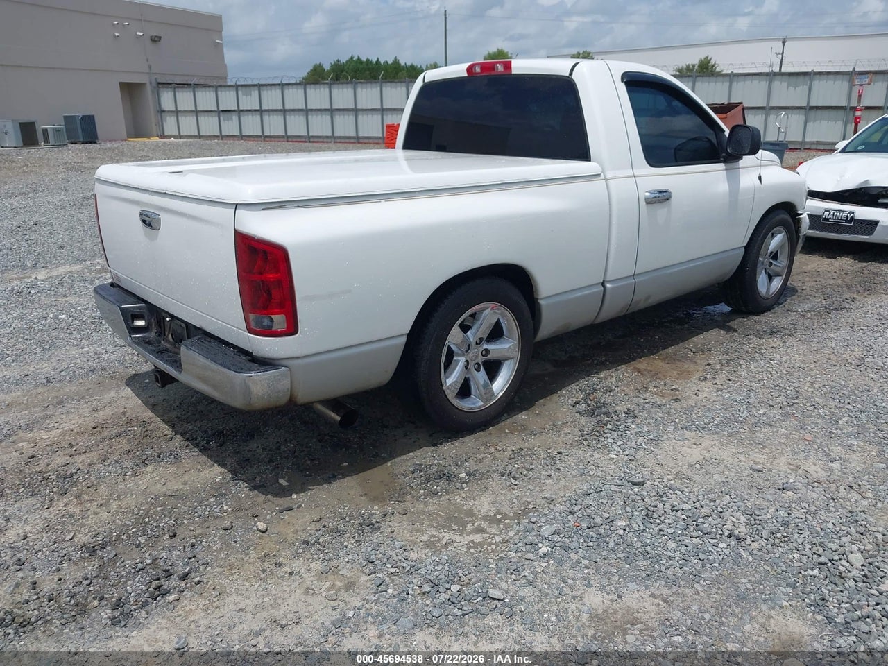 2003 DODGE RAM 1500 SLT/LARAMIE/ST · 4/11