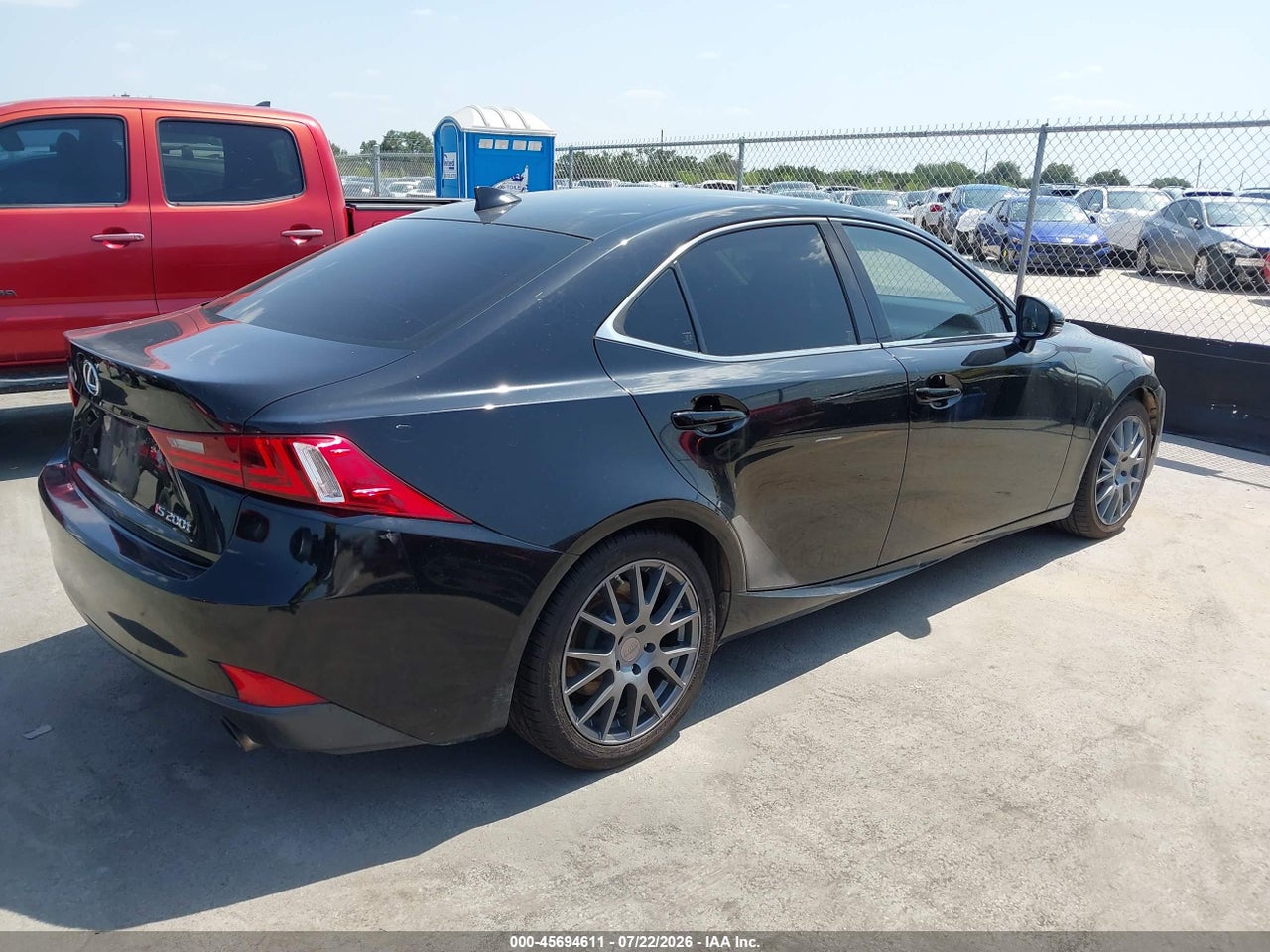 2016 LEXUS IS 200T   · 4/11