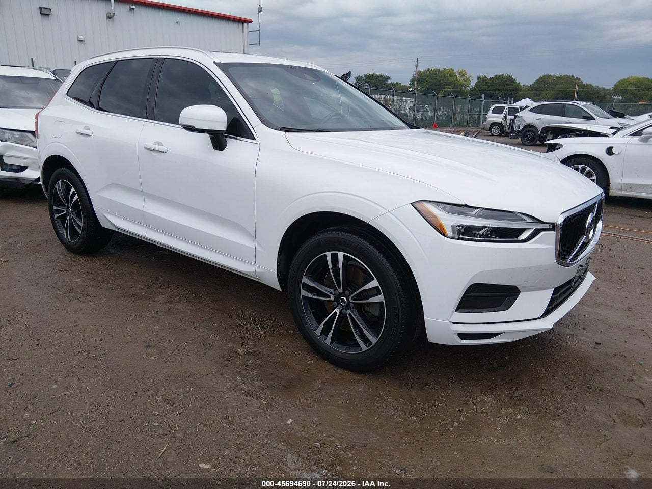 YV4A22RK2L1****** · 2020 VOLVO XC60 T6 MOMENTUM