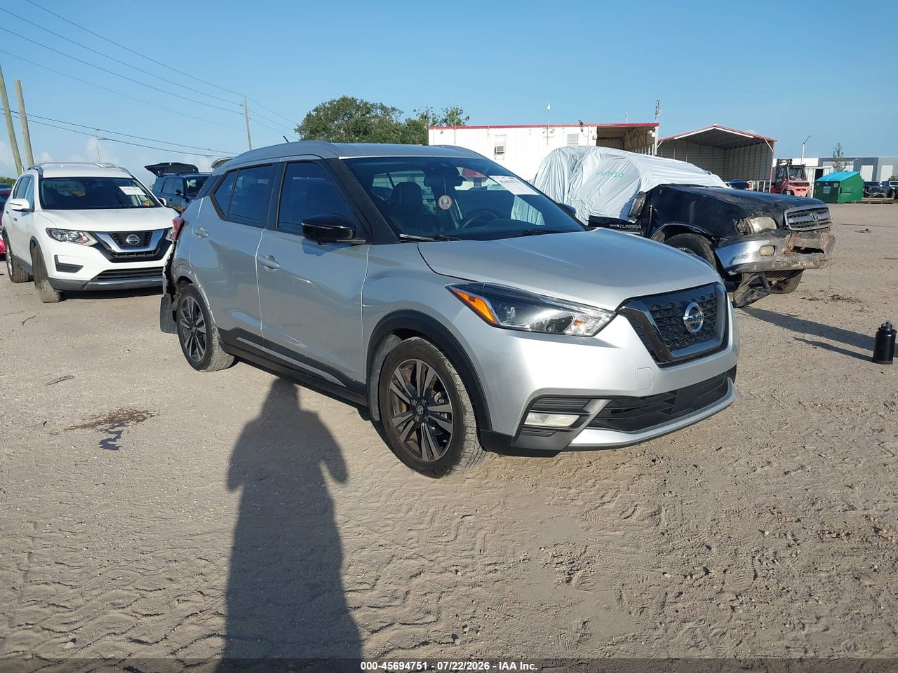 3N1CP5DV5LL****** · 2020 NISSAN KICKS SR XTRONIC CVT