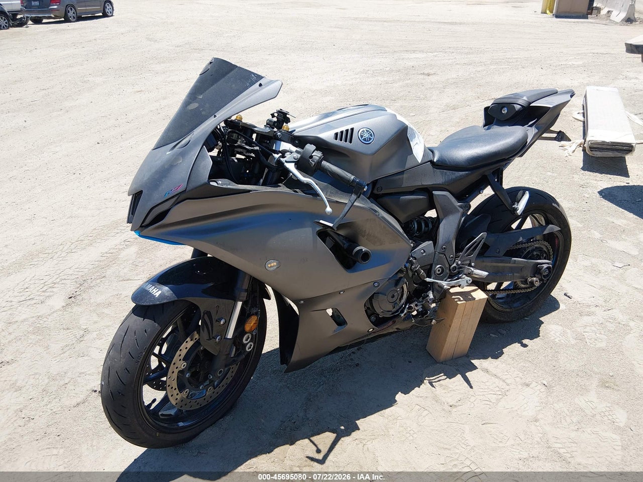 2024 YAMAHA YZFR7 · 2/11