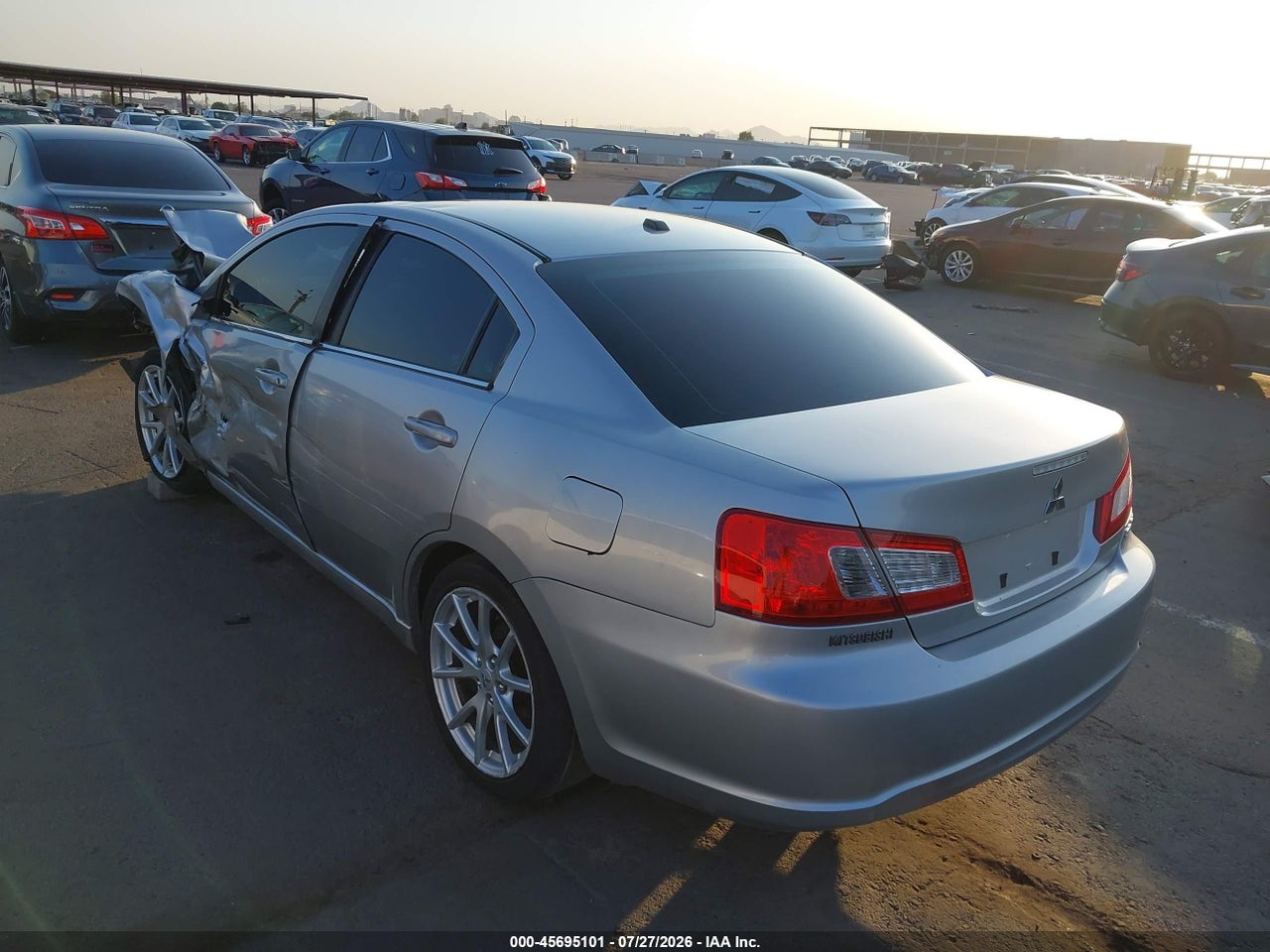 2011 MITSUBISHI GALANT ES/SE · 3/10