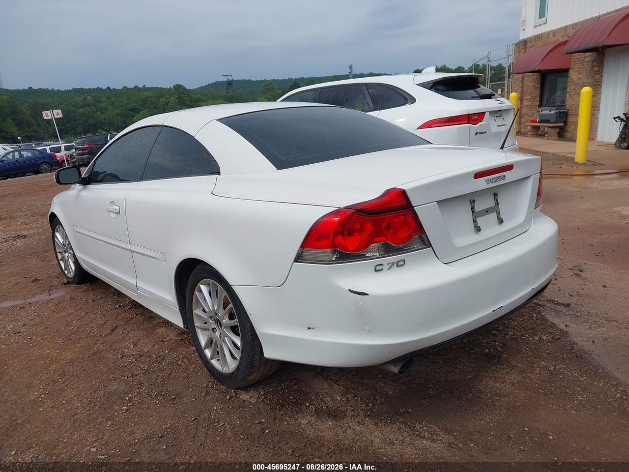 2008 VOLVO C70 T5 M · 3/10