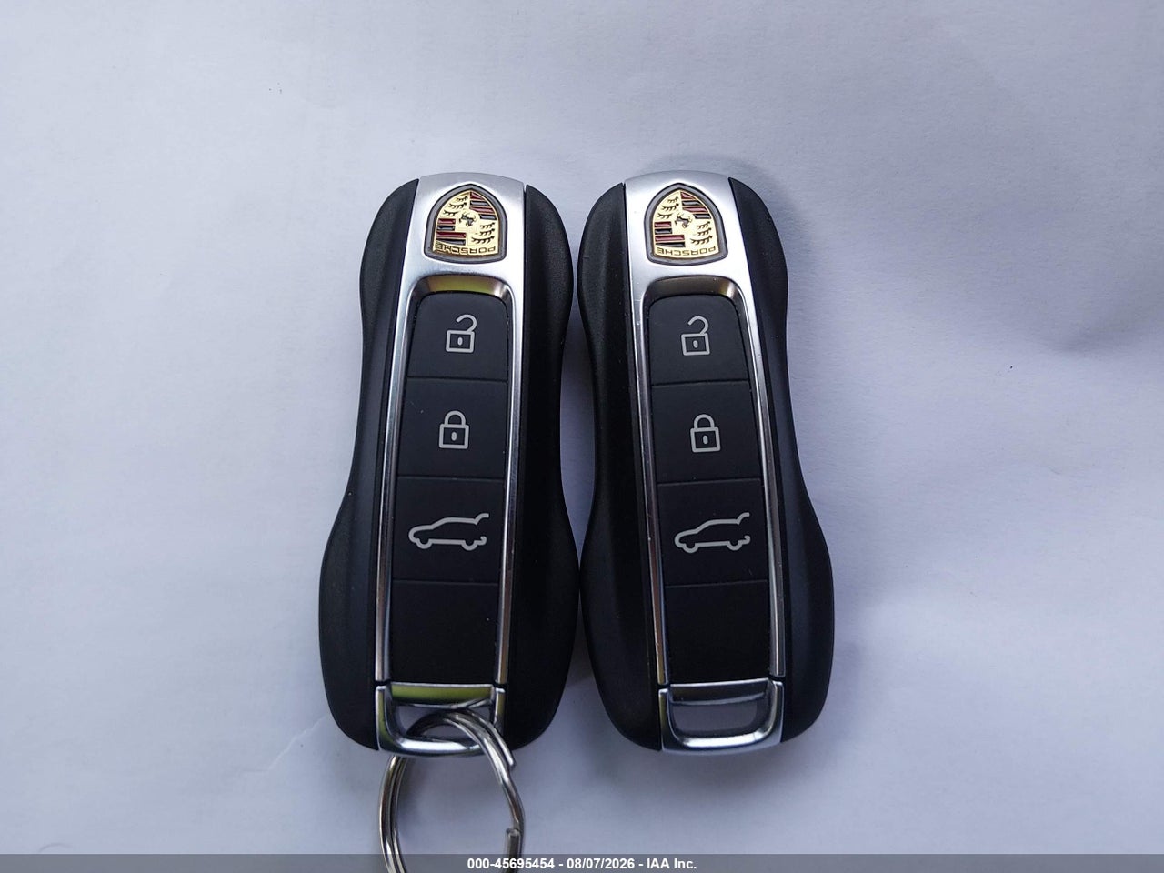 WP1AA2AY2RD****** · 2024 PORSCHE CAYENNE   · 11/11