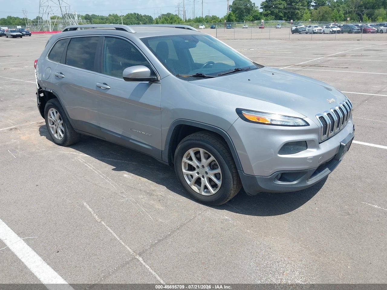 1C4PJMCS1FW****** · 2015 JEEP CHEROKEE LATITUDE