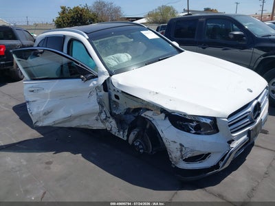 2018 MERCEDES-BENZ GLC 300  
