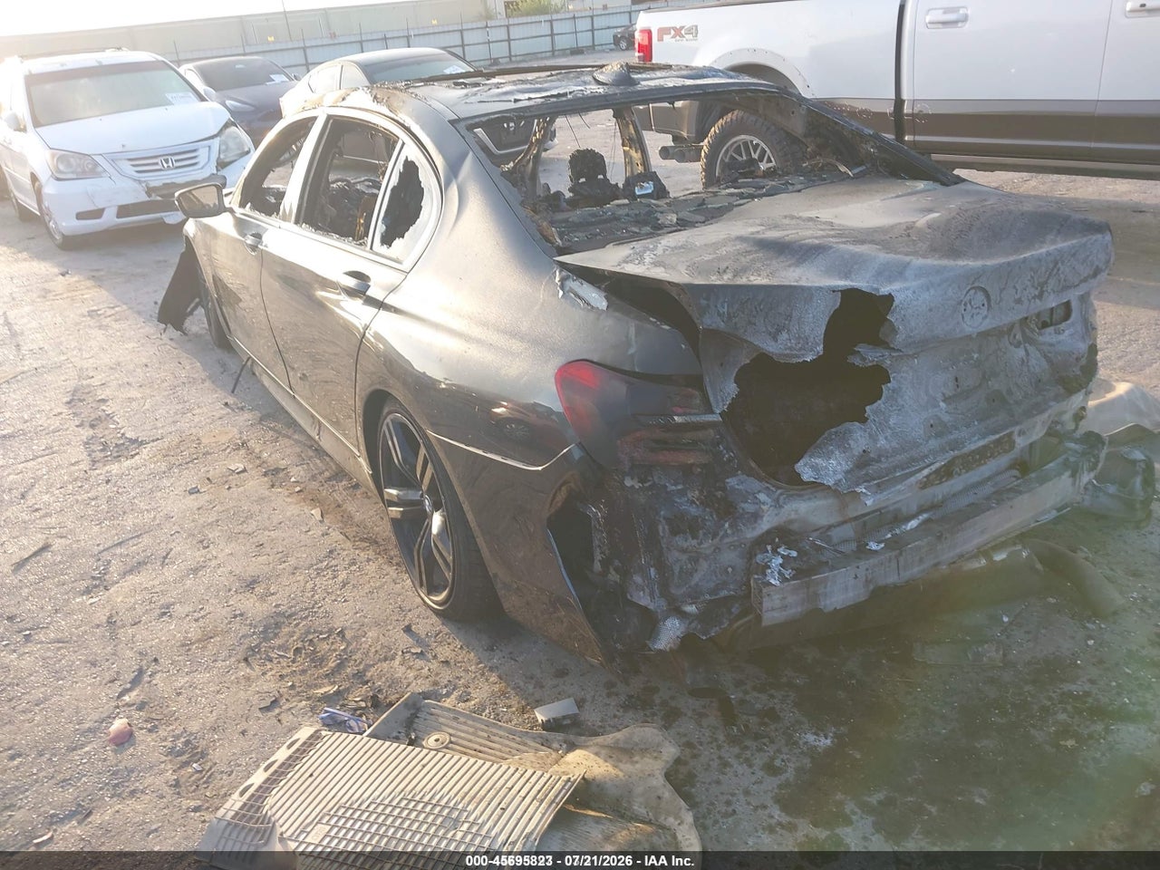 2016 BMW 740I · 3/10