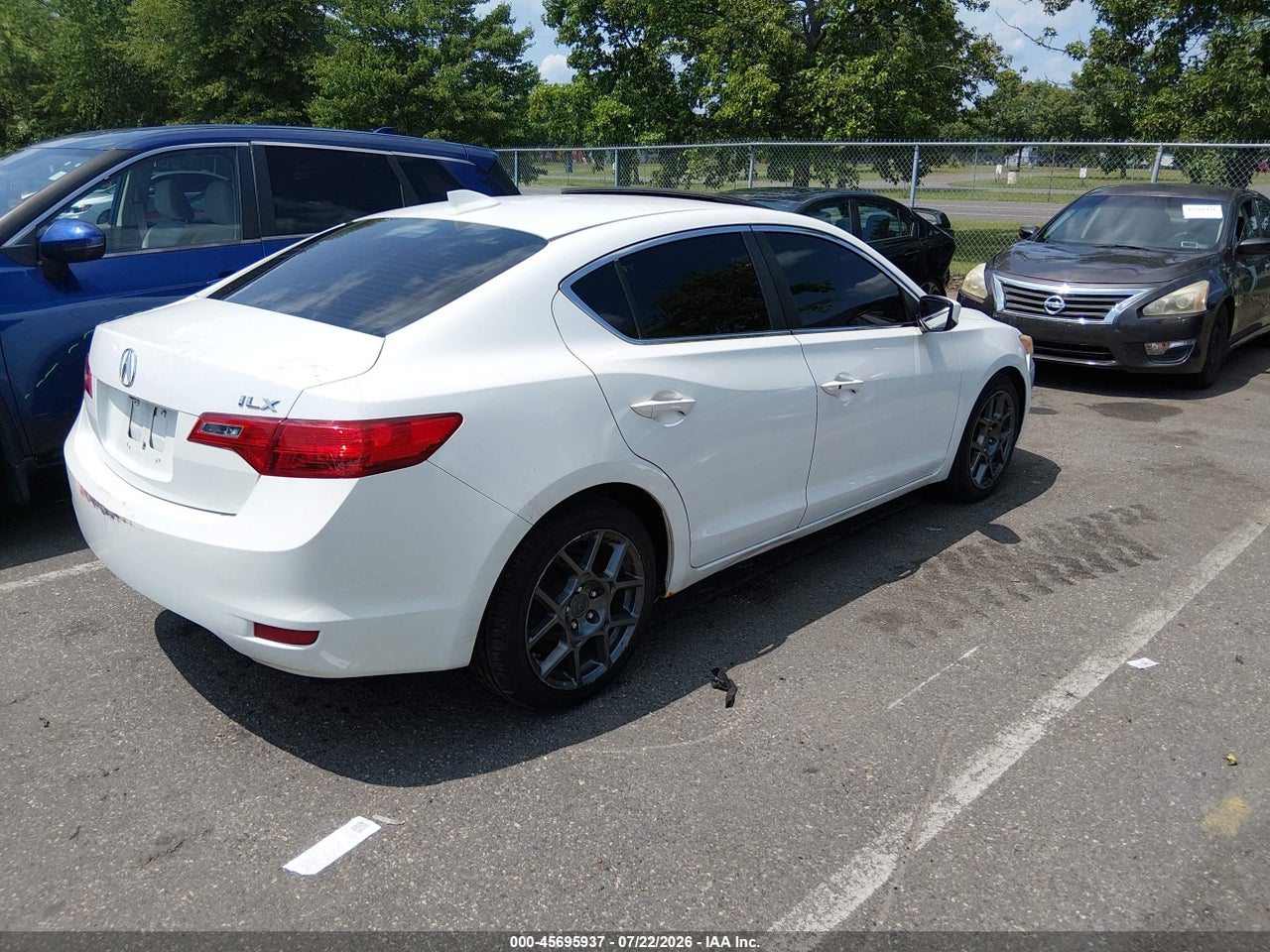 2013 ACURA ILX 2.0L · 4/11