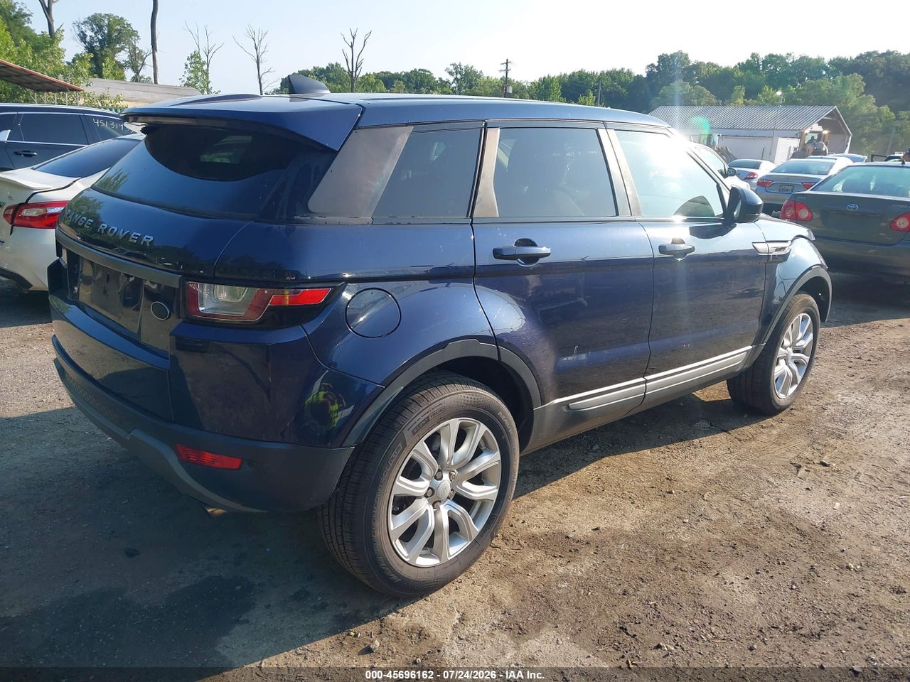 2017 LAND ROVER RANGE ROVER EVOQUE SE/SE PREMIUM · 4/11
