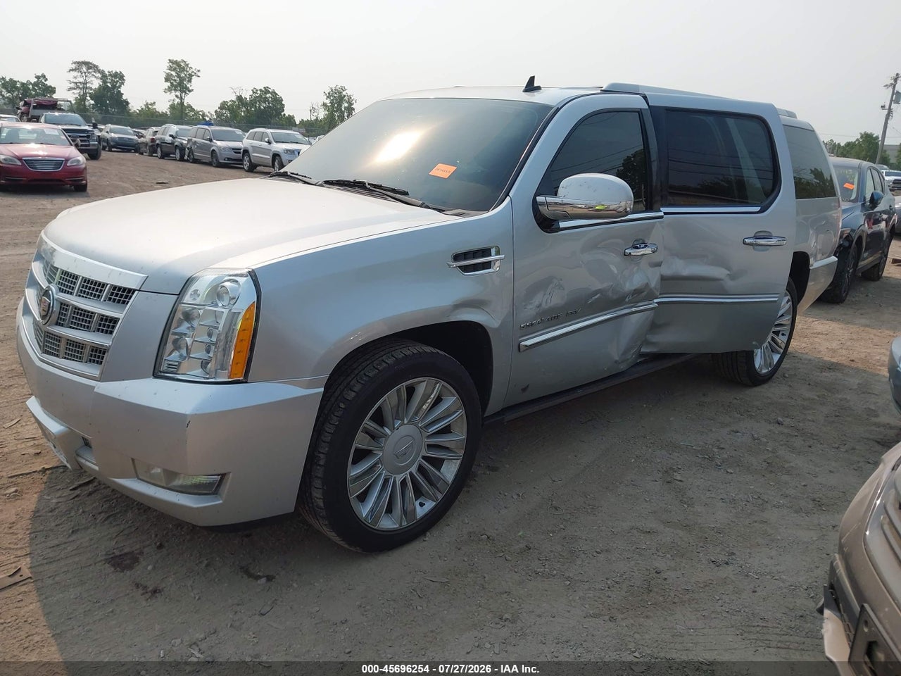 2013 CADILLAC ESCALADE ESV PLATINUM EDITION · 2/11