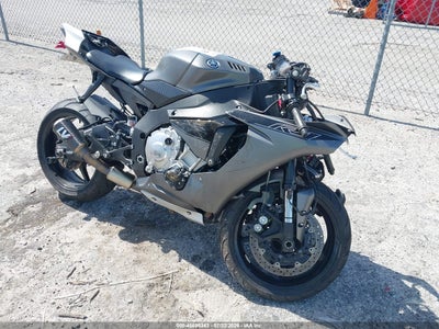 JYARN42E7GA****** · 2016 YAMAHA YZFR1S