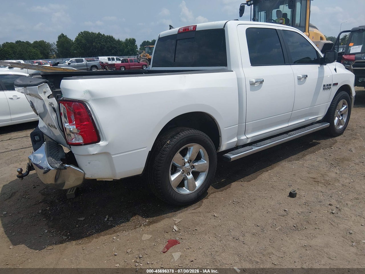 2015 RAM 1500 BIG HORN · 4/11
