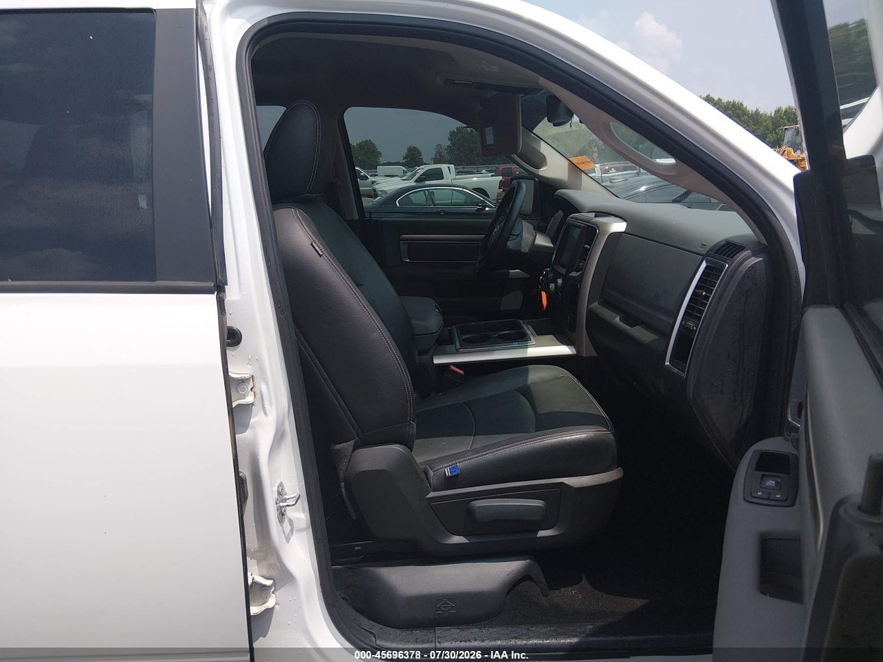 2015 RAM 1500 BIG HORN · 5/11