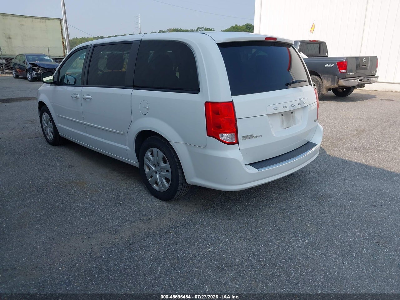 2C4RDGBG7GR****** · 2016 DODGE GRAND CARAVAN SE · 3/11