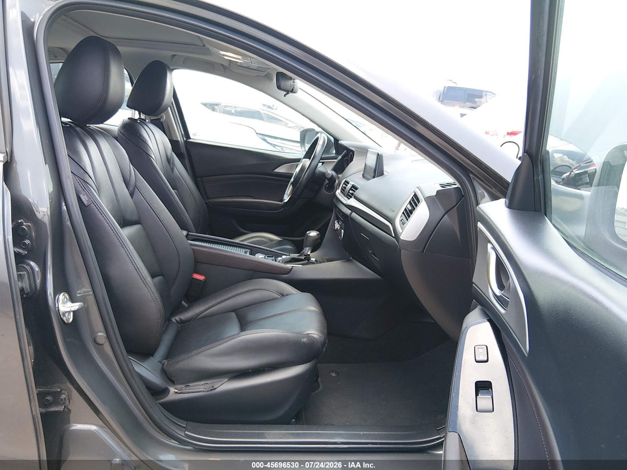 2018 MAZDA MAZDA3 TOURING · 5/11
