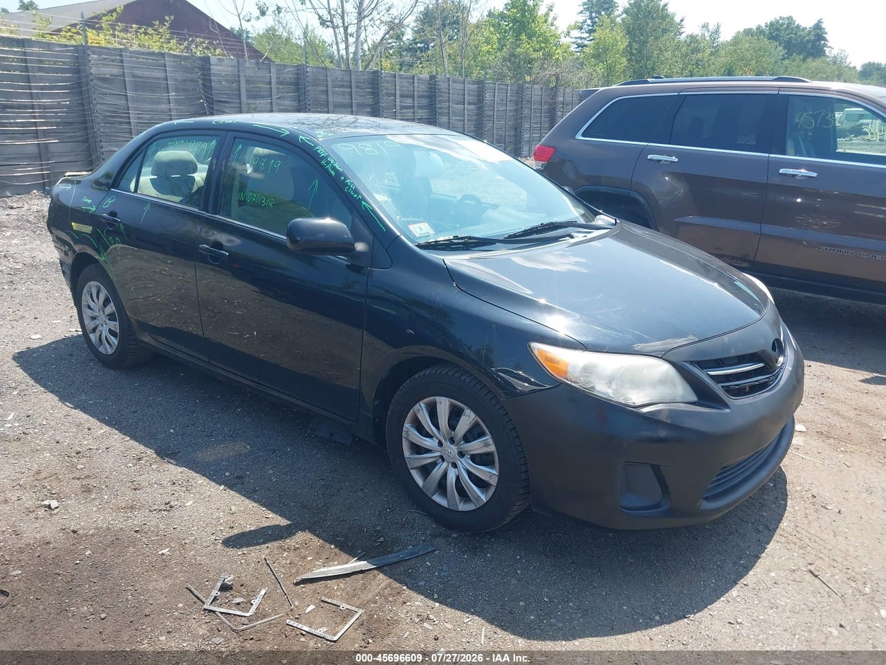 2T1BU4EE0DC****** · 2013 TOYOTA COROLLA LE