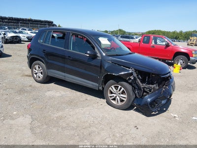 2014 VOLKSWAGEN TIGUAN S