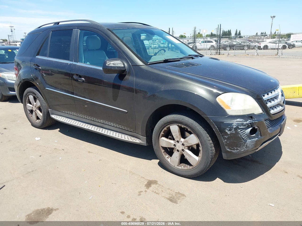 4JGBB86E49A****** · 2009 MERCEDES-BENZ ML 350 4MATIC