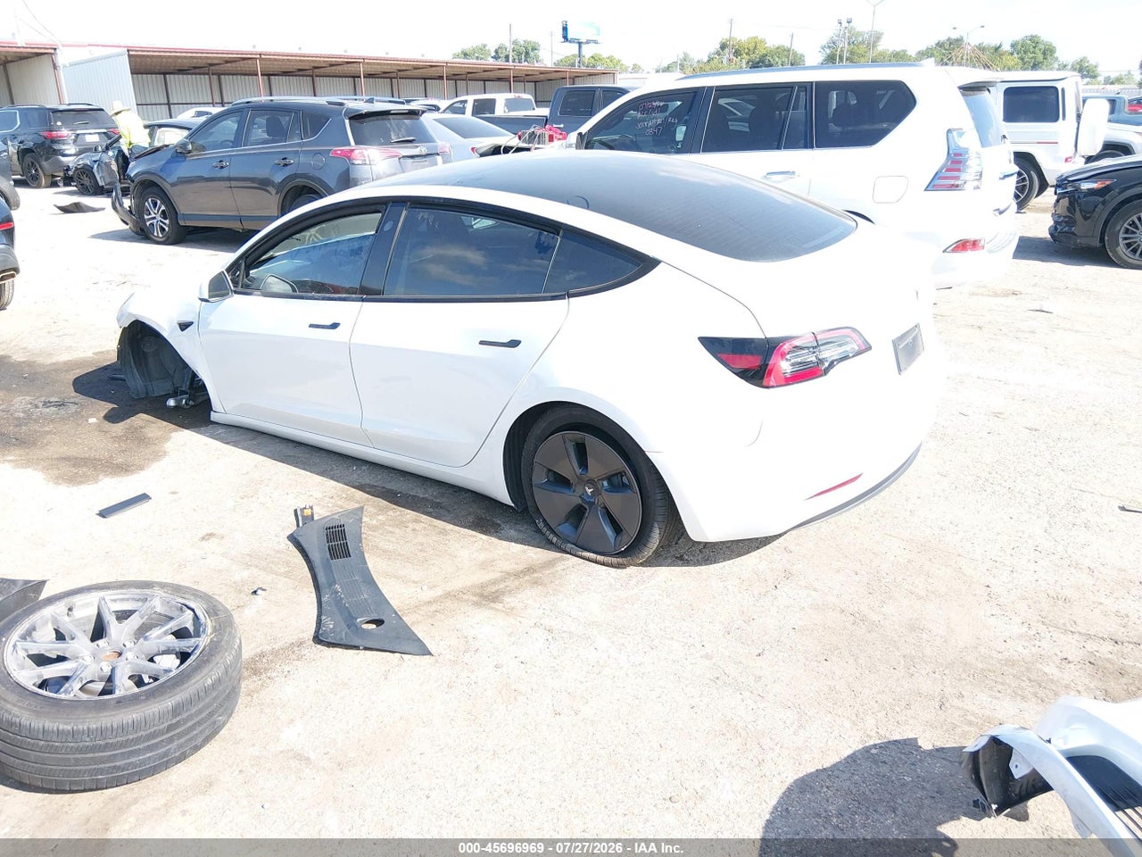 2023 TESLA MODEL 3 REAR-WHEEL DRIVE · 3/9