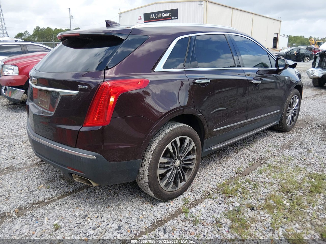 1GYKNCRS1HZ****** · 2017 CADILLAC XT5 PREMIUM LUXURY · 4/11