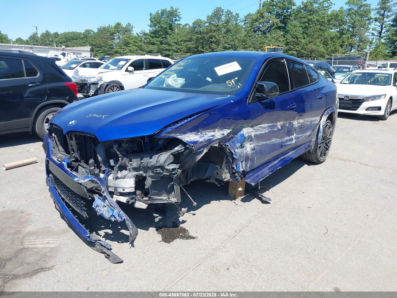 2021 BMW X6 M · 6/11