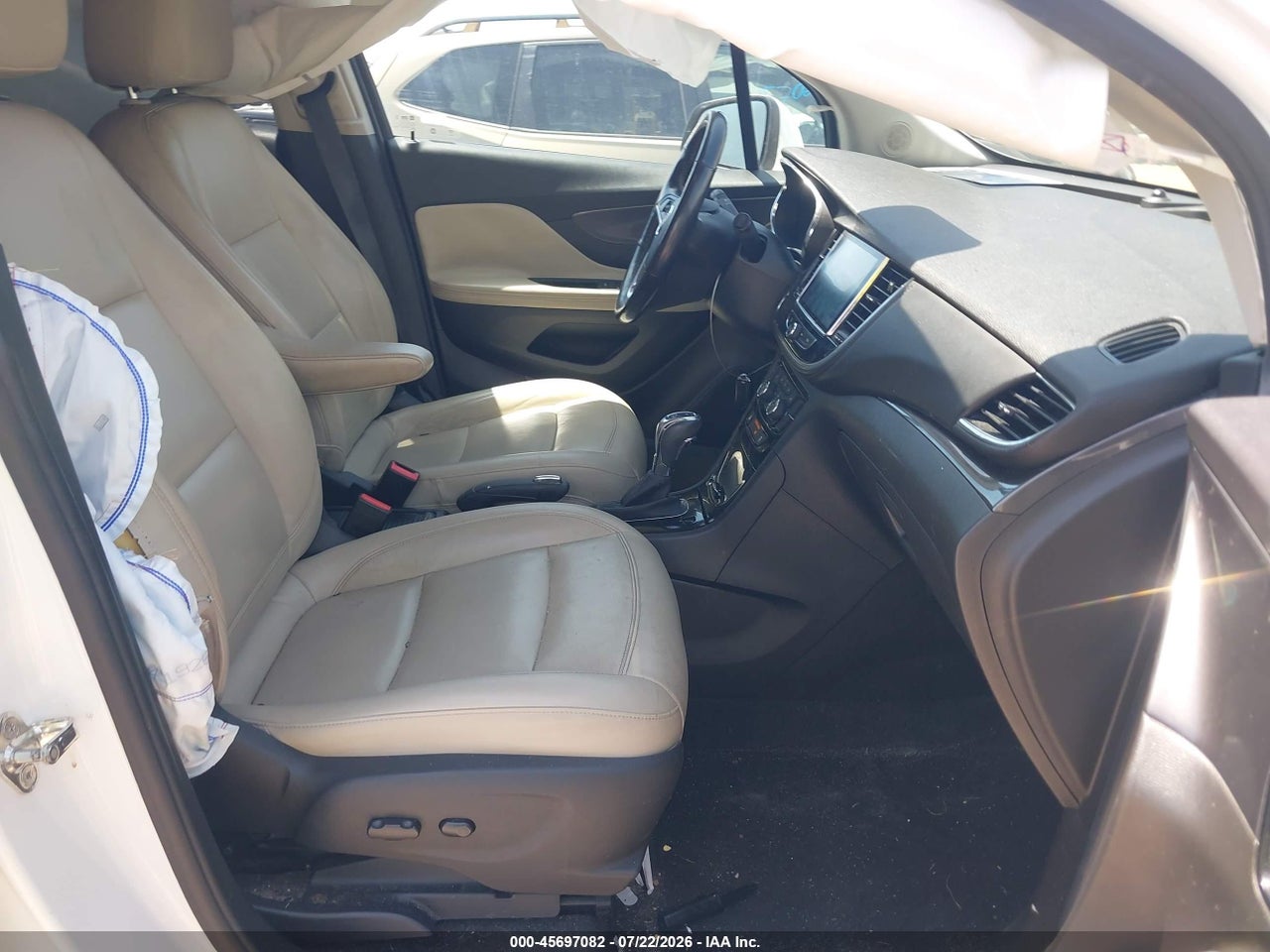 2019 BUICK ENCORE AWD ESSENCE · 5/11
