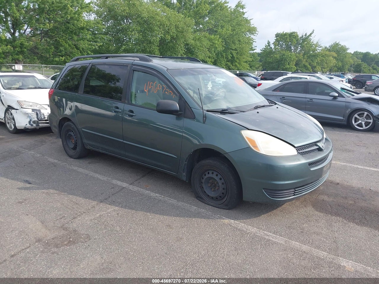 5TDZA23C14S****** · 2004 TOYOTA SIENNA LE