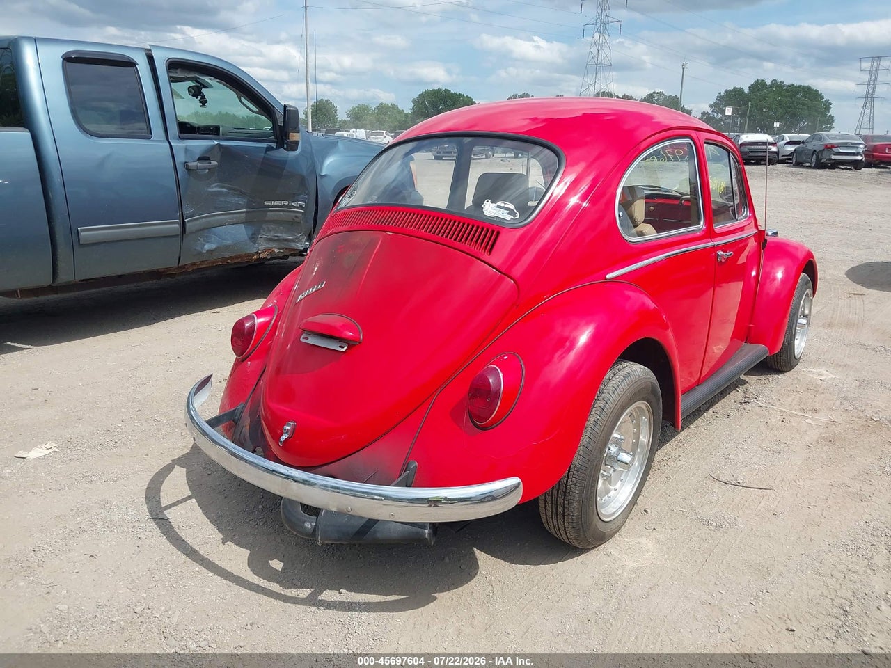 1966 VOLKSWAGEN BEETLE · 4/11