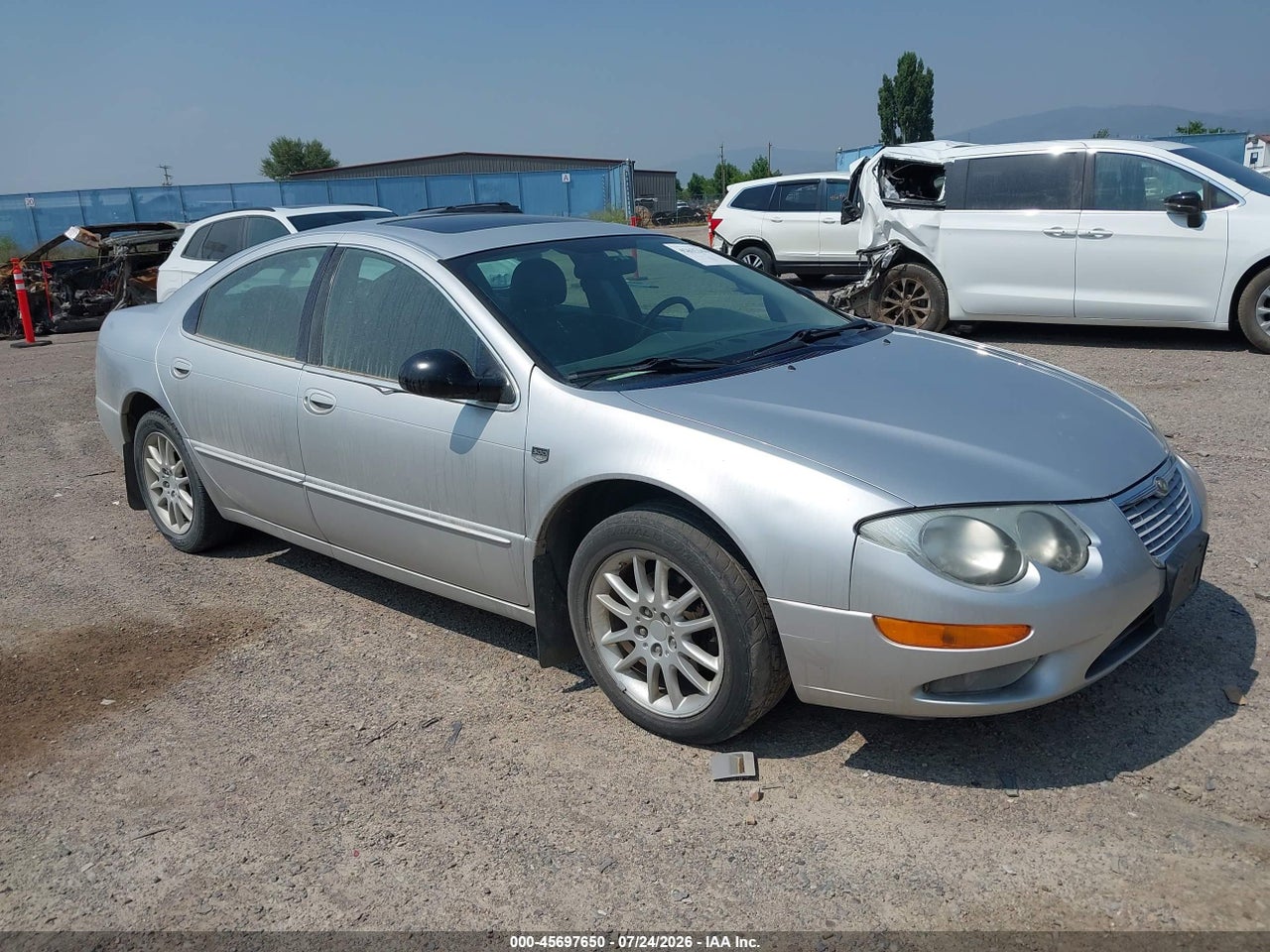 2C3AE66G82H****** · 2002 CHRYSLER 300M