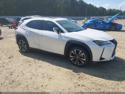 2020 LEXUS UX 200  