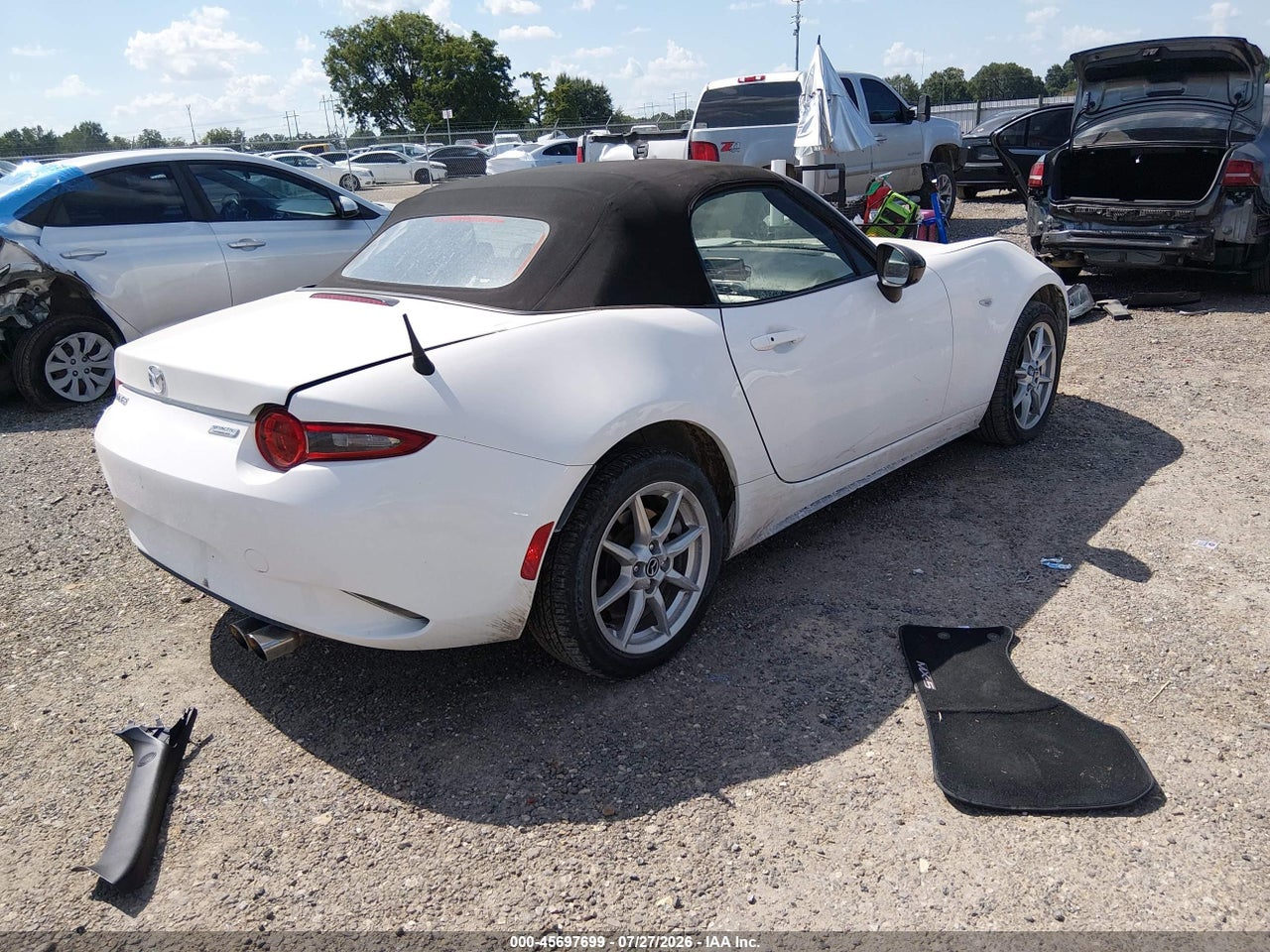 2017 MAZDA MX-5 MIATA SPORT · 4/11