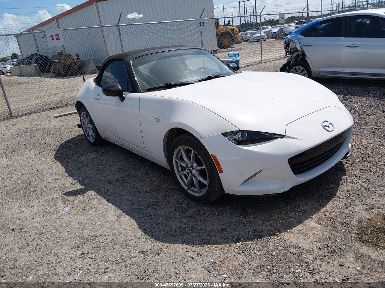JM1NDAB76H0****** · 2017 MAZDA MX-5 MIATA SPORT