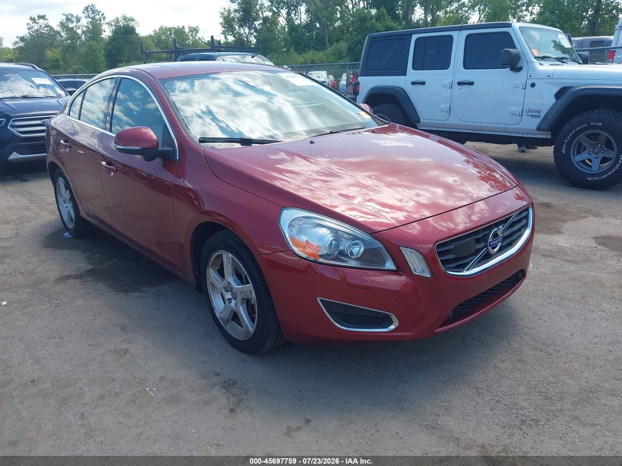 YV1612FS1D2****** · 2013 VOLVO S60 T5/T5 PLATINUM/T5 PREMIER/T5 PREMIER PLUS