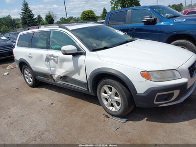2012 VOLVO XC70 3.2L PREMIER
