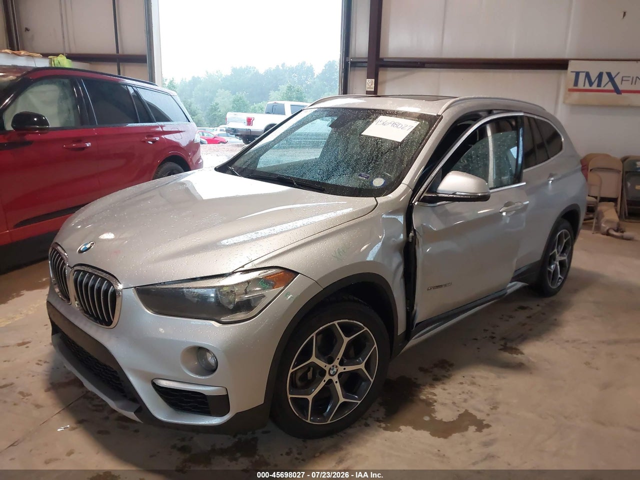 2018 BMW X1 SDRIVE28I · 2/11