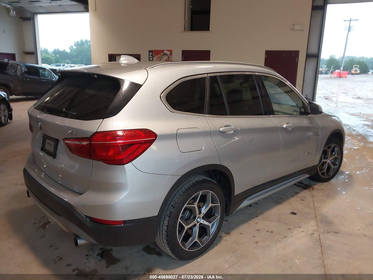 2018 BMW X1 SDRIVE28I · 4/11
