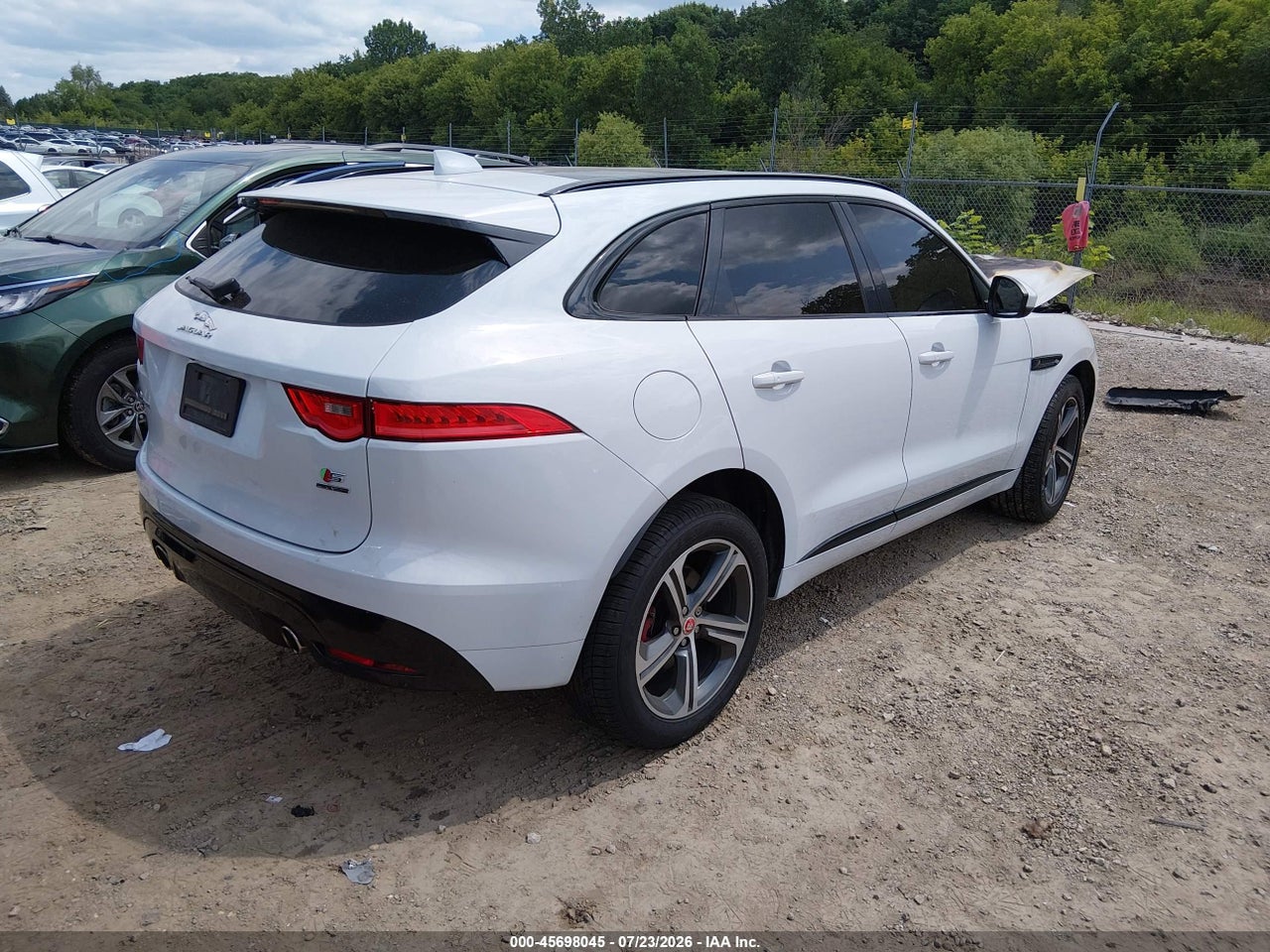 2018 JAGUAR F-PACE S · 4/11
