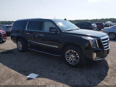 1GYS4GKJ9KR****** · 2019 CADILLAC ESCALADE ESV STANDARD