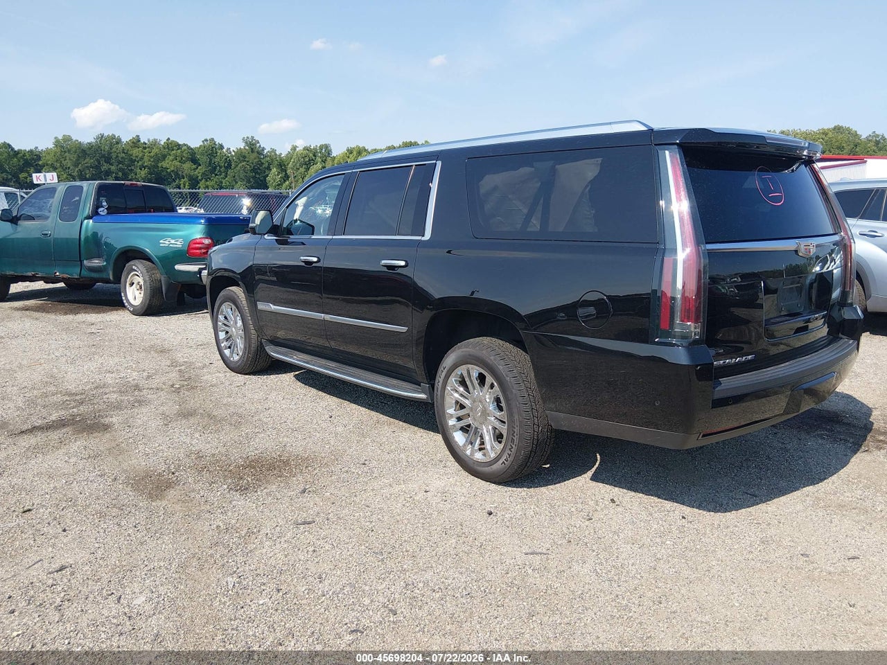 2019 CADILLAC ESCALADE ESV STANDARD · 3/11