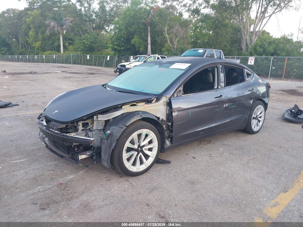 2023 TESLA MODEL 3 REAR-WHEEL DRIVE · 2/9