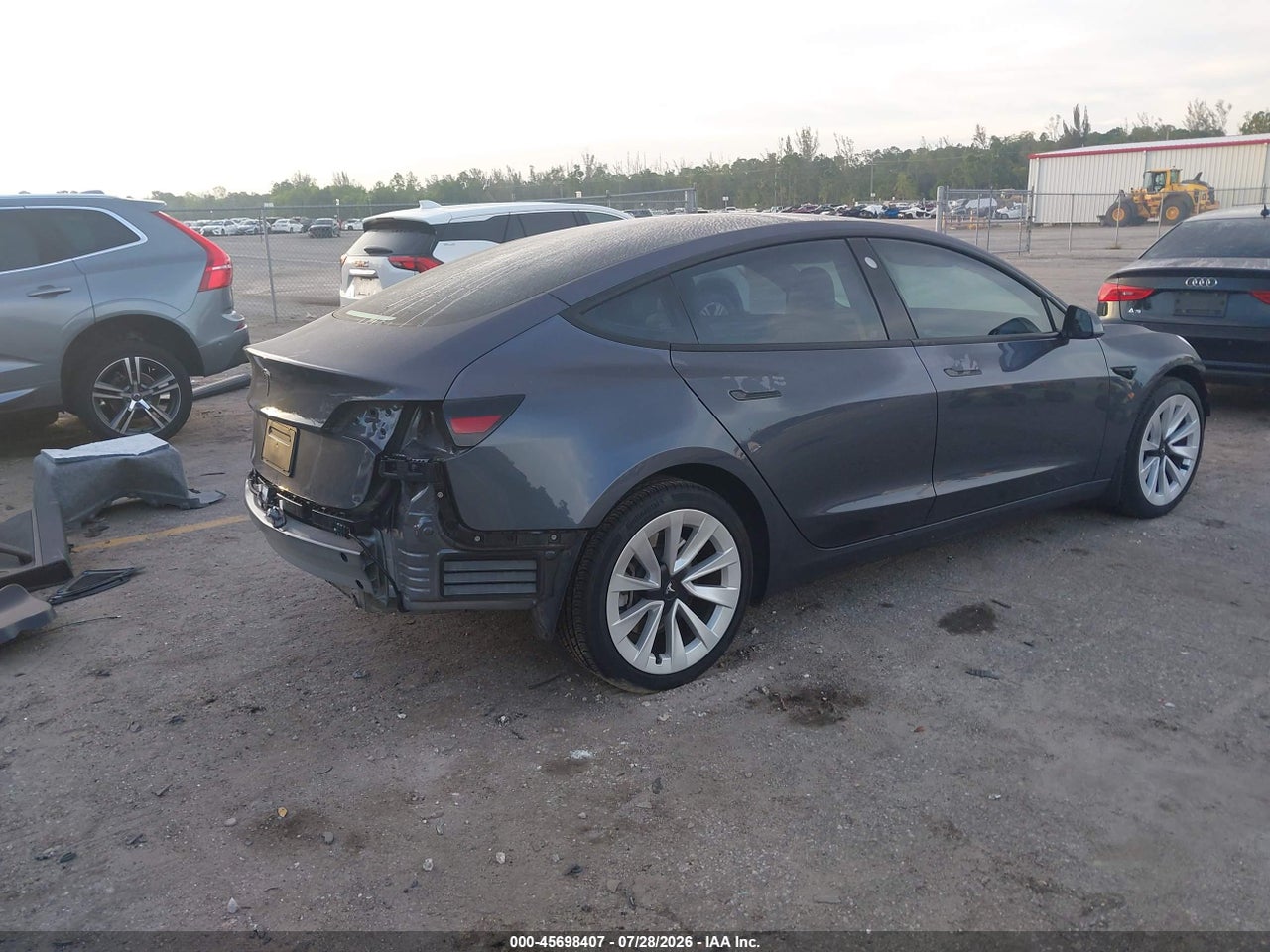 2023 TESLA MODEL 3 REAR-WHEEL DRIVE · 4/9