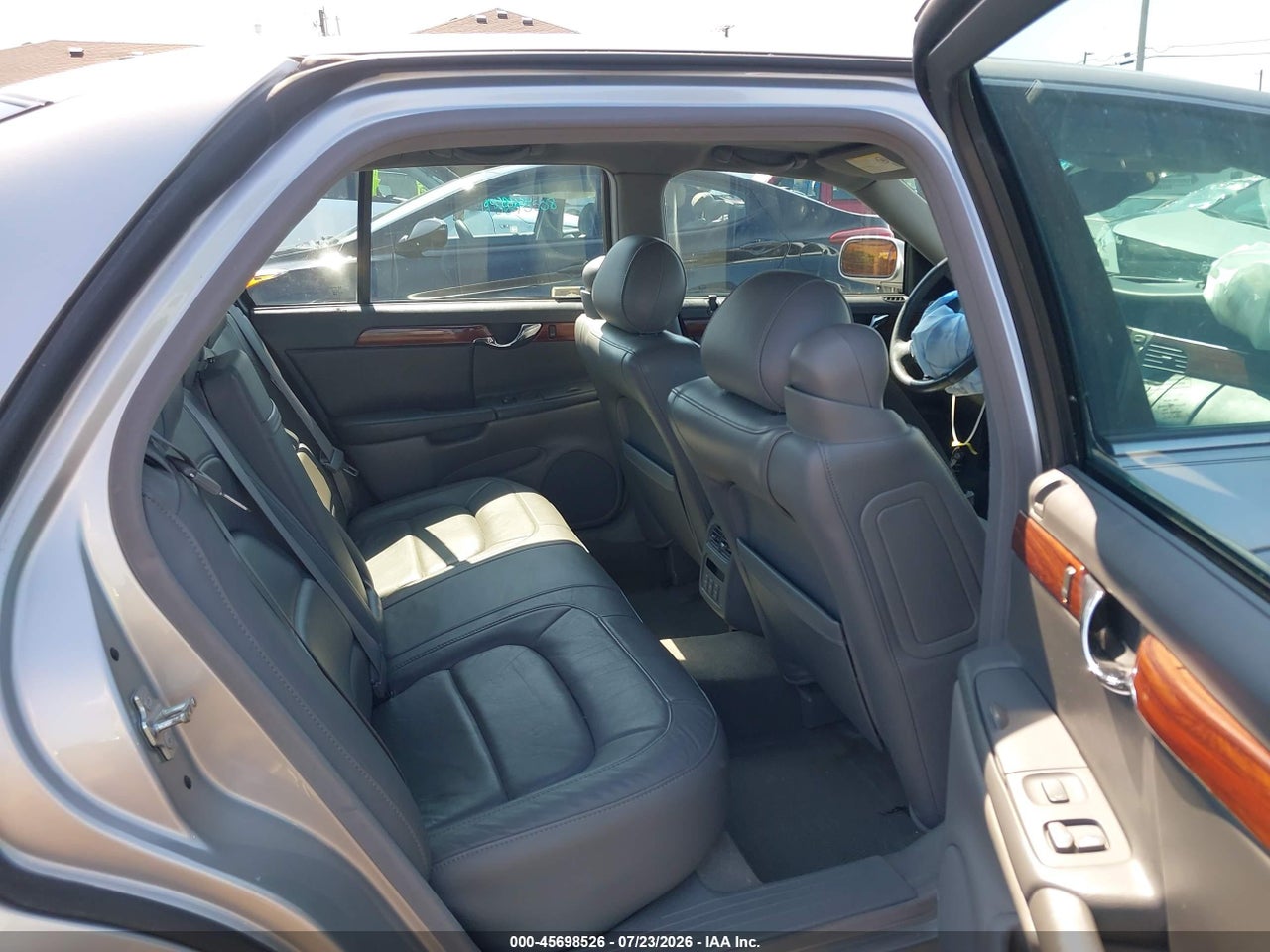 1G6KD54Y24U****** · 2004 CADILLAC DEVILLE · 8/11