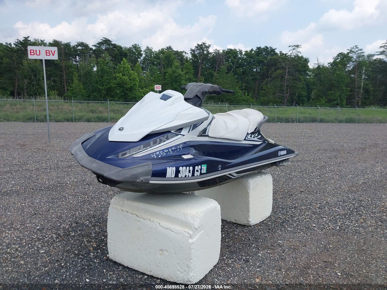2016 YAMAHA VX DELUXE · 2/10
